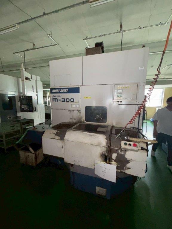Máy phay MORI SEIKI M-300A1 1161 1998